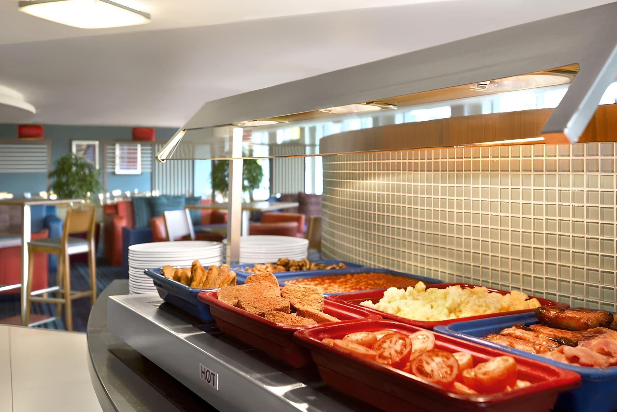 Ramada Encore by Wyndham Doncaster Airport view 2