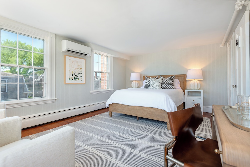 Martin House Inn