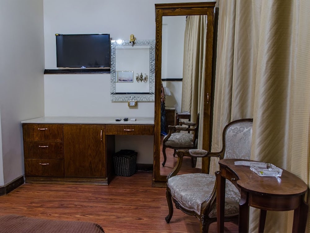 Royal Apartments in Cairo Down town