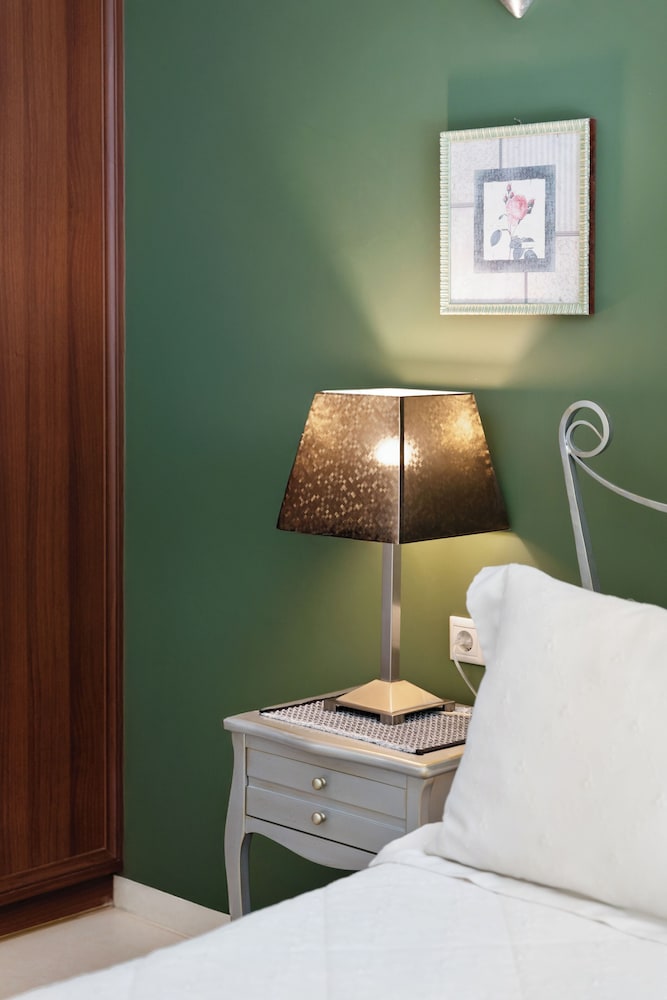 Aerinon Guesthouse