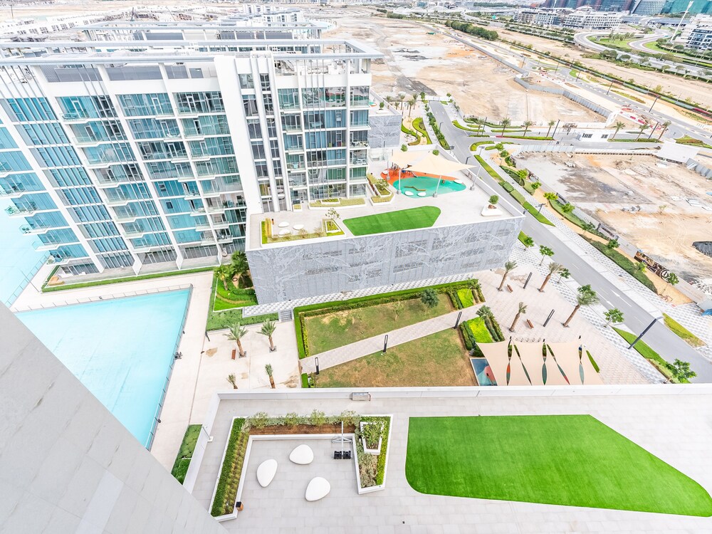 Ultimate Luxury Retreat in MBR City photo 2