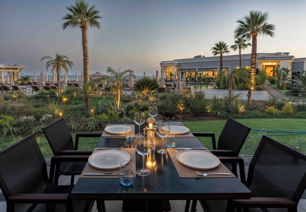 Merit Royal Gardens Hotel & Casino
