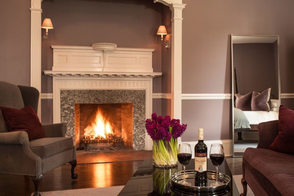 Lenox Vacations - Kemble Inn - Property Image 15