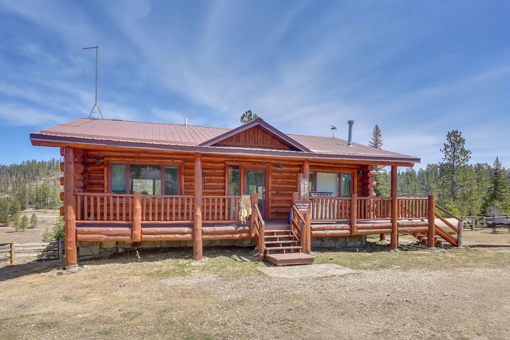 Lead Vacation Rental 16 Mi to Terry Peak Ski Area! view 4