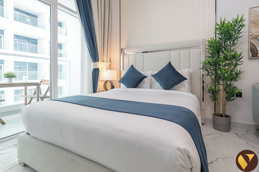 Opalz by Danube Access to SZR Dubai