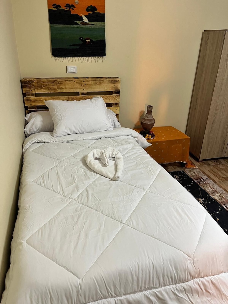 Giza Vacations - Pyramids Terrace Hostel Budget Stay - Property Image 25