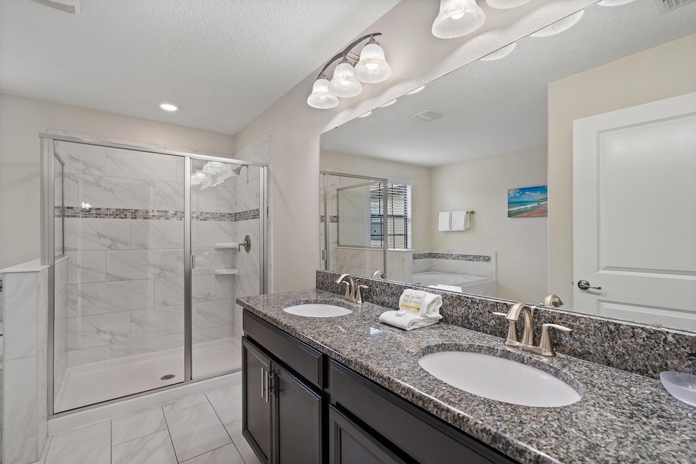 Championsgate Resort 6 Bedroom Private Pool Home with Game Room 6 Home