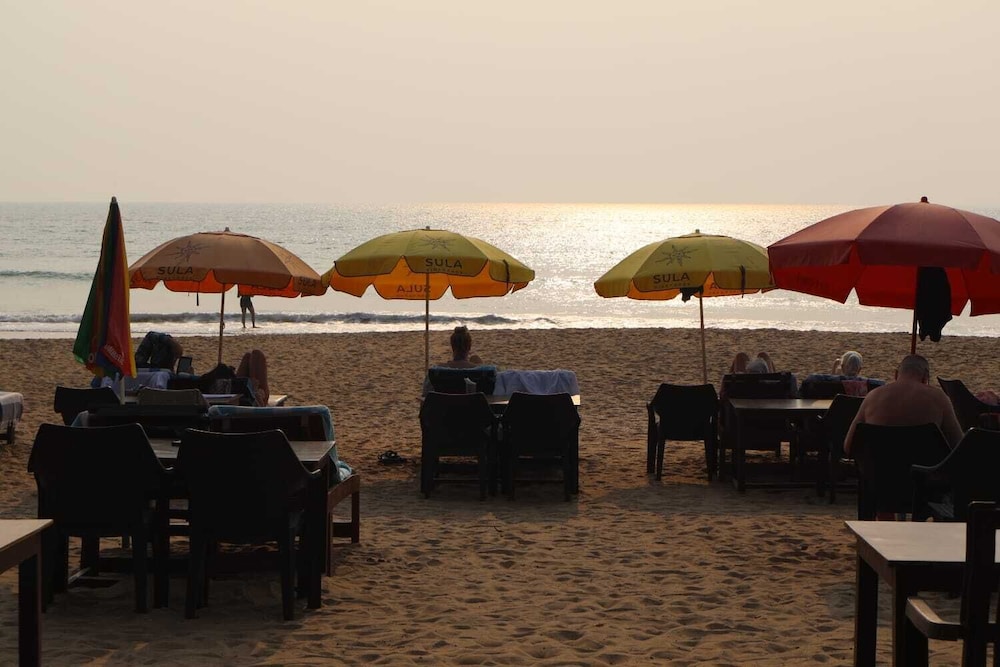 Nirvana Beach Cottages