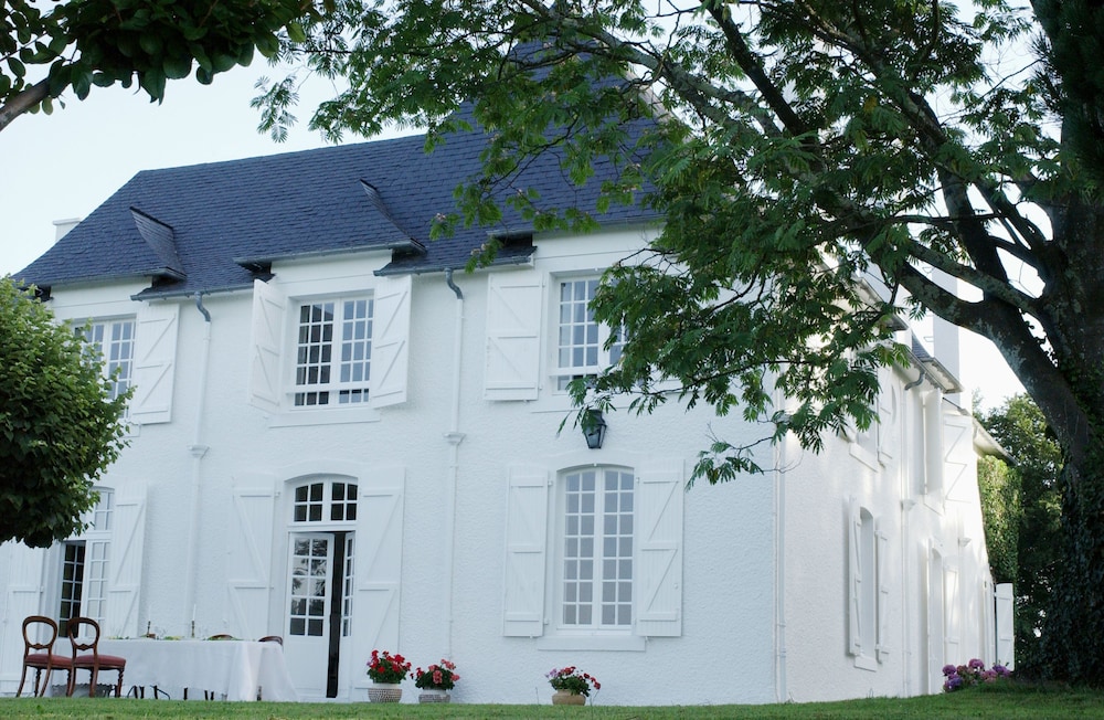 Clos Mirabel Manor B&B