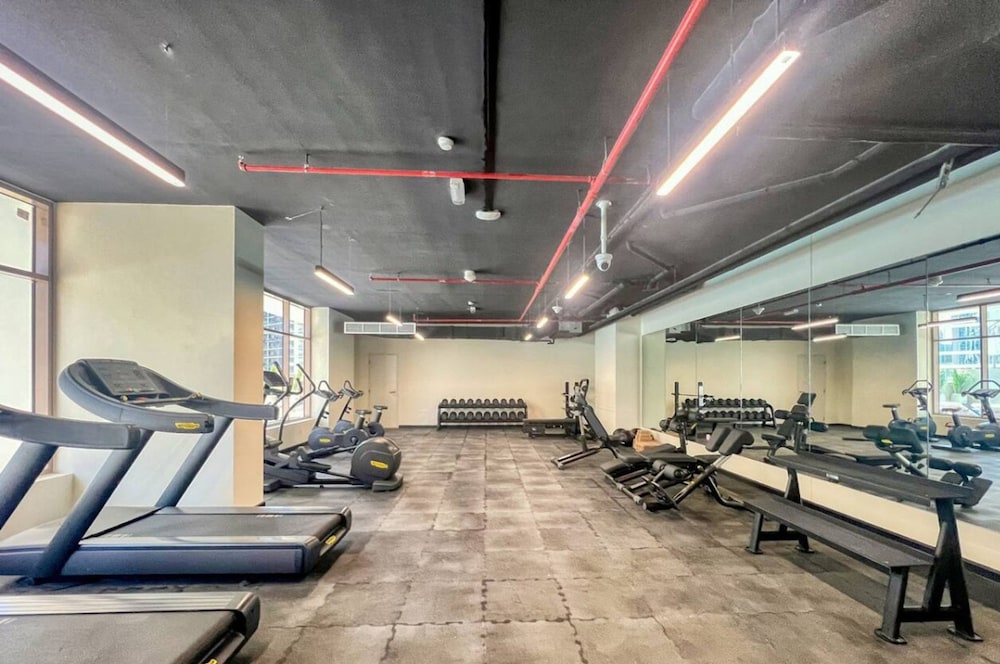 2BR Apt w Dubai Canal Views Near Burj Dubai Mall