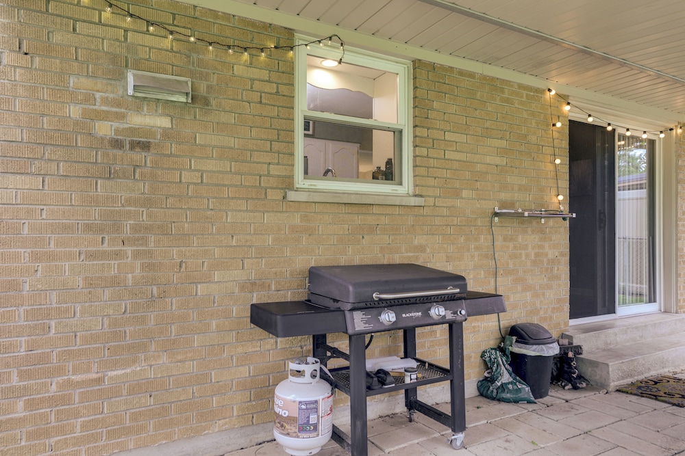 10 Mi to Dtwn Cincinnati: Home w/ Patio & Yard!