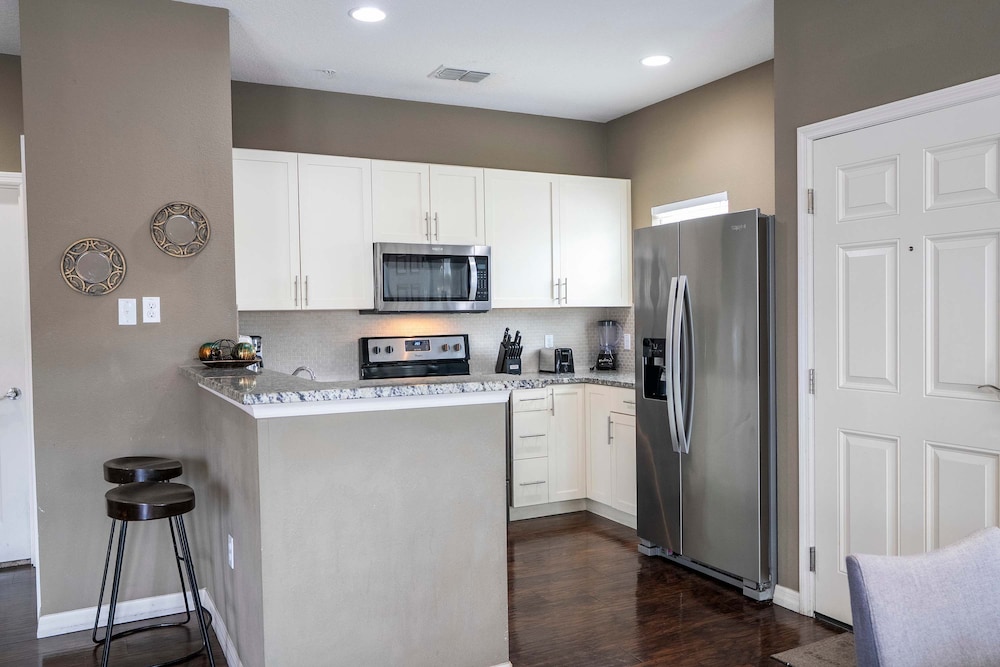 Spacious 4Bd Disney Dream With Resort Access at Lucaya 3210