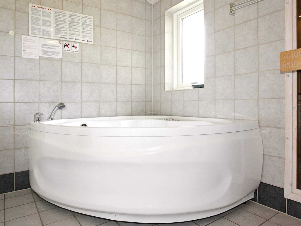 6 Person Holiday Home in Hadsund