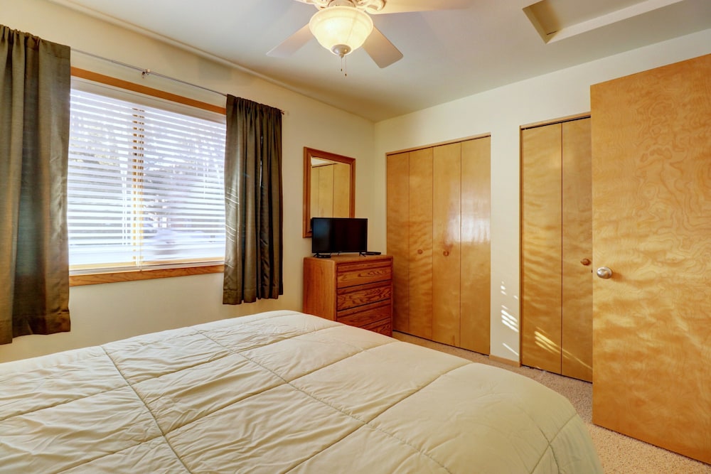 727b Meadow Creek 2 Bedroom Townhouse