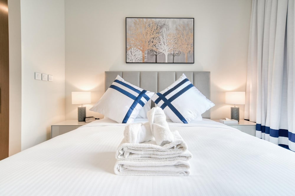 City Living at Its Best Near Burj Khalifa
