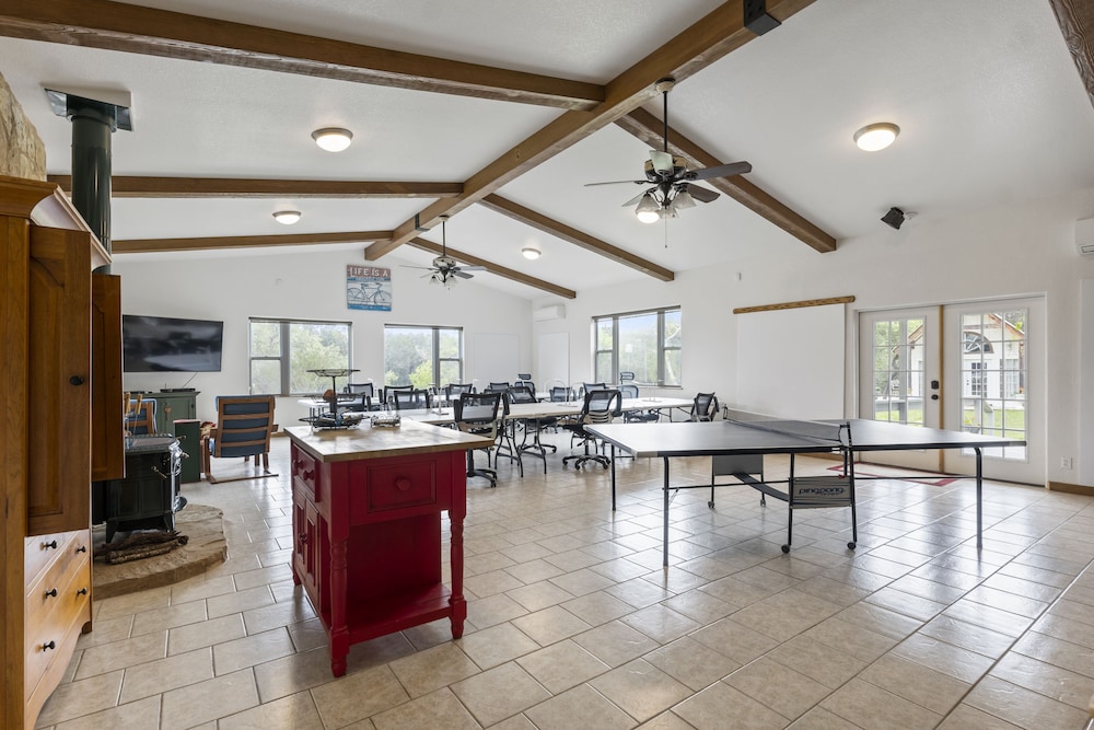 meeting & event spaces