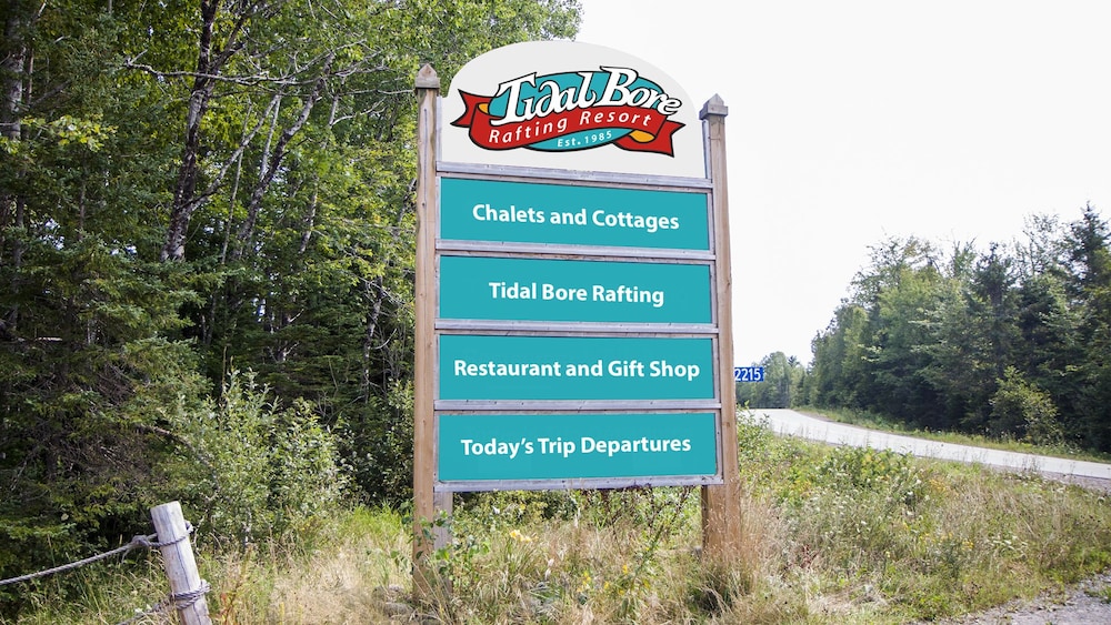 Tidal Bore Rafting Resort