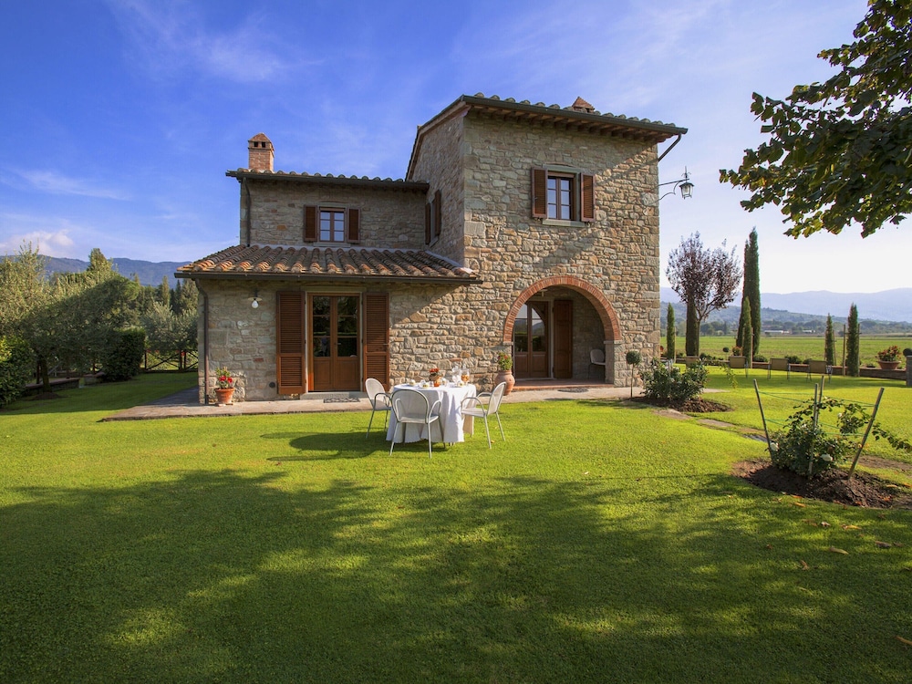 Cortona Vacations - Agriturismo Near Cortona With Swimming Pool - Property Image 40