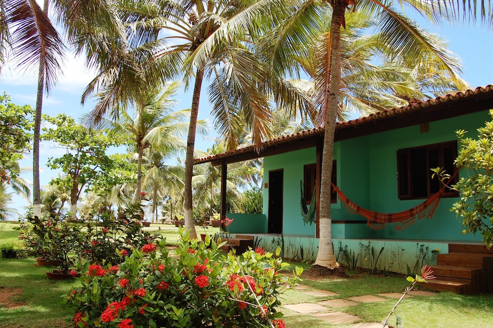 Hotel Pousada Praia das Ondas - Pe  na areia - Image 1