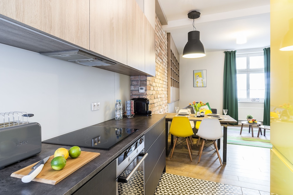 Sanhaus Apartments