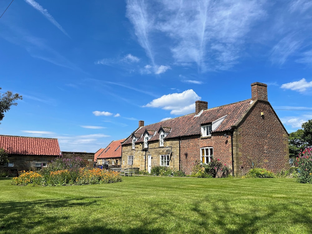 Dale View Cottages