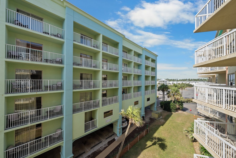 Harbor Place 310