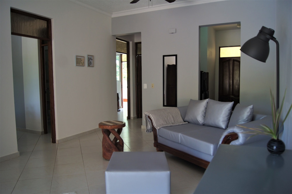 Casa Estrella Mirabal
