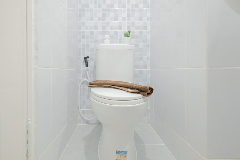 Comfort And Compact Studio At Apartment Tokyo Riverside Pik 2
