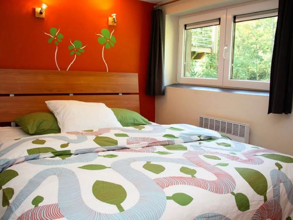 Luxurious Holiday Home With Sauna in Spa view 4