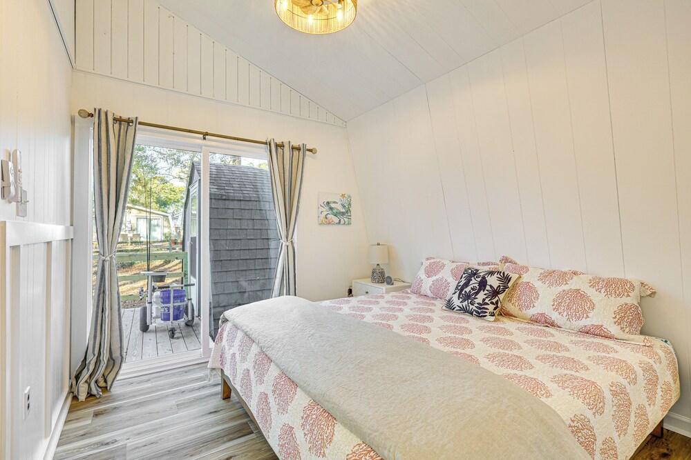 Boat, Fish & Bike: Oak Island Home w/ Large Yard