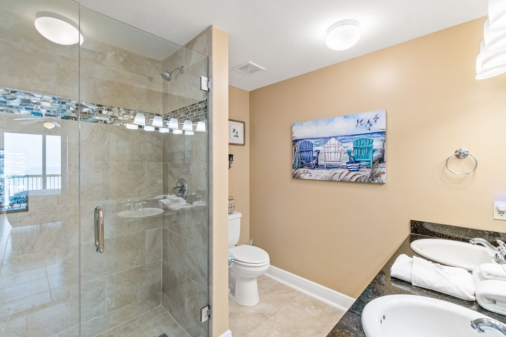 Calypso Beach Resort by Panhandle Getaways