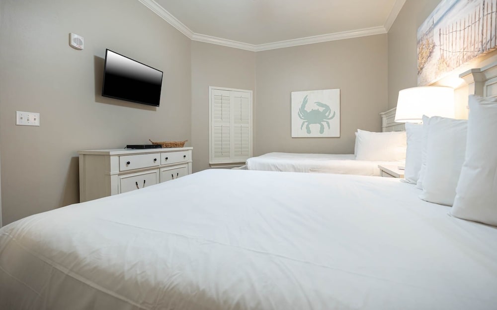 Phoenix West 308 3 Bedroom Condo
