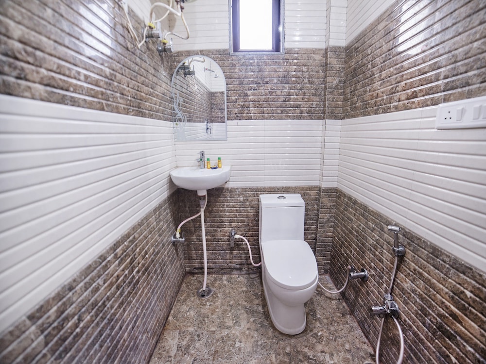 FabHotel Glorify Stay