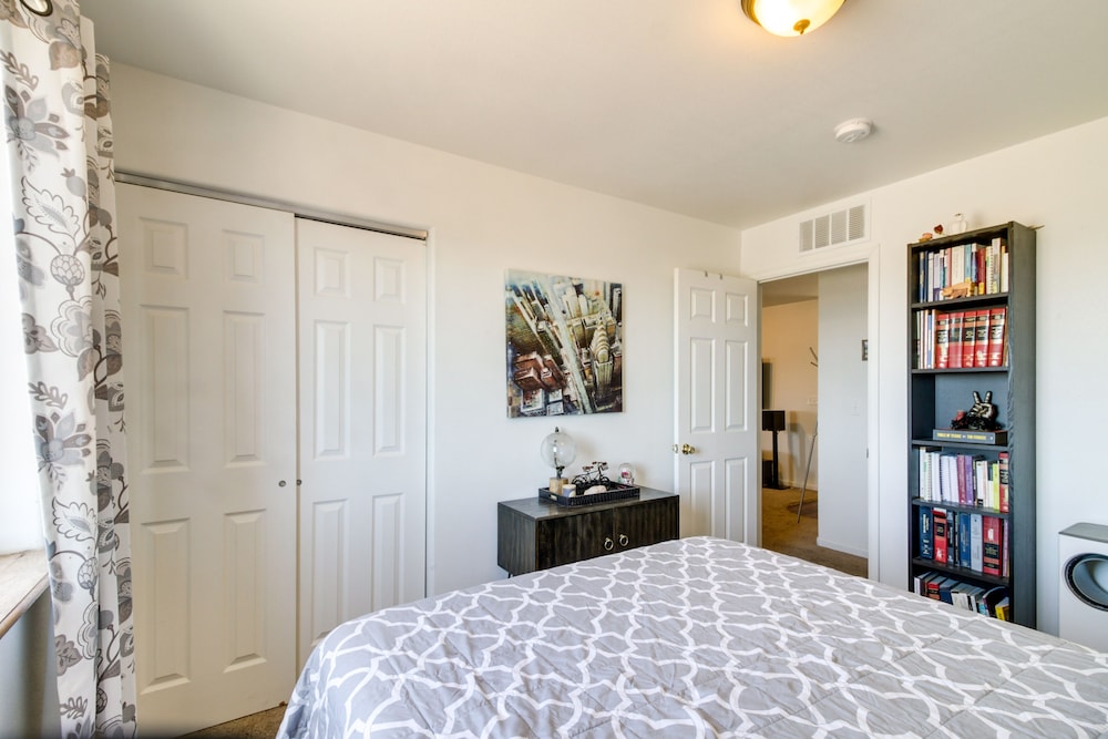 Cozy Colorado Retreat w/ Patio, Grill & Fire Pit! view 5
