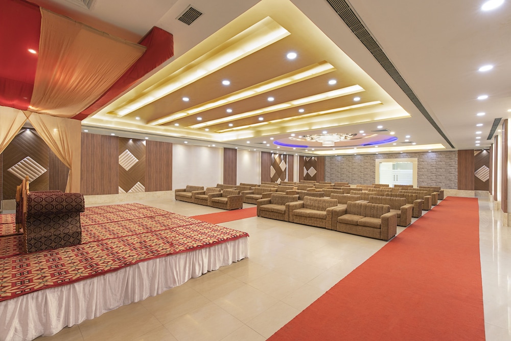 meeting & event spaces