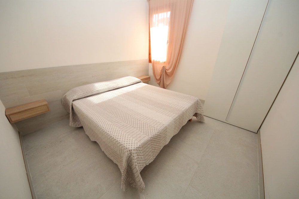 Modern 2 Bedroom Flat Near Rosolina Mare Beach