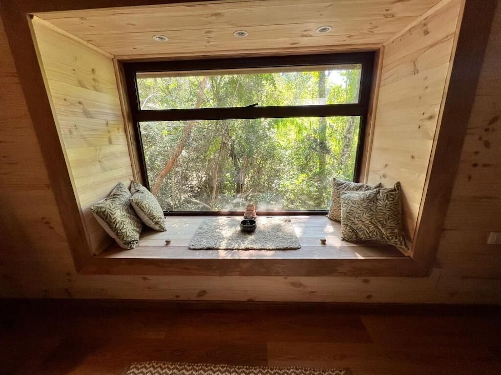 Km 6 River Lodge