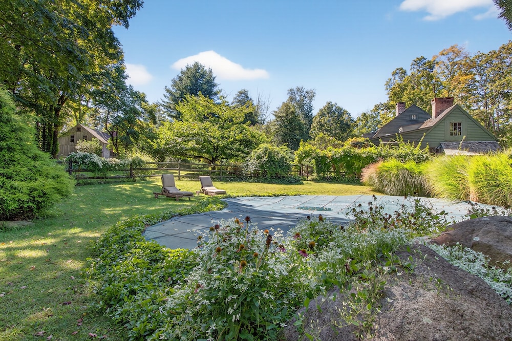 Storybook 330 Year Old Enchanting Estate 5 Bedroom Estate
