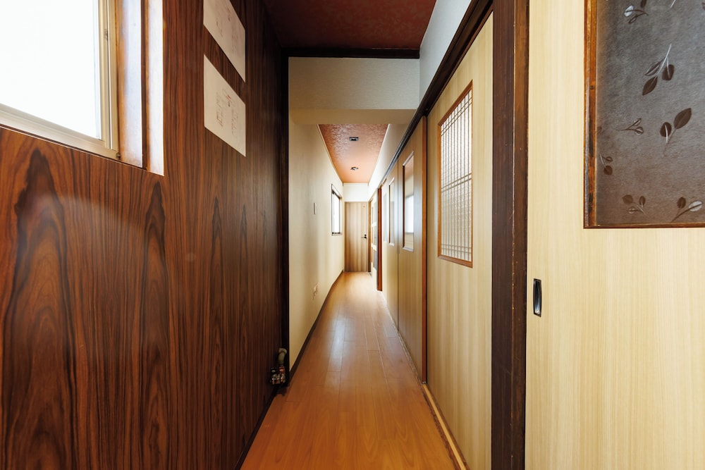 R-Guest Residence Tsurumibashi