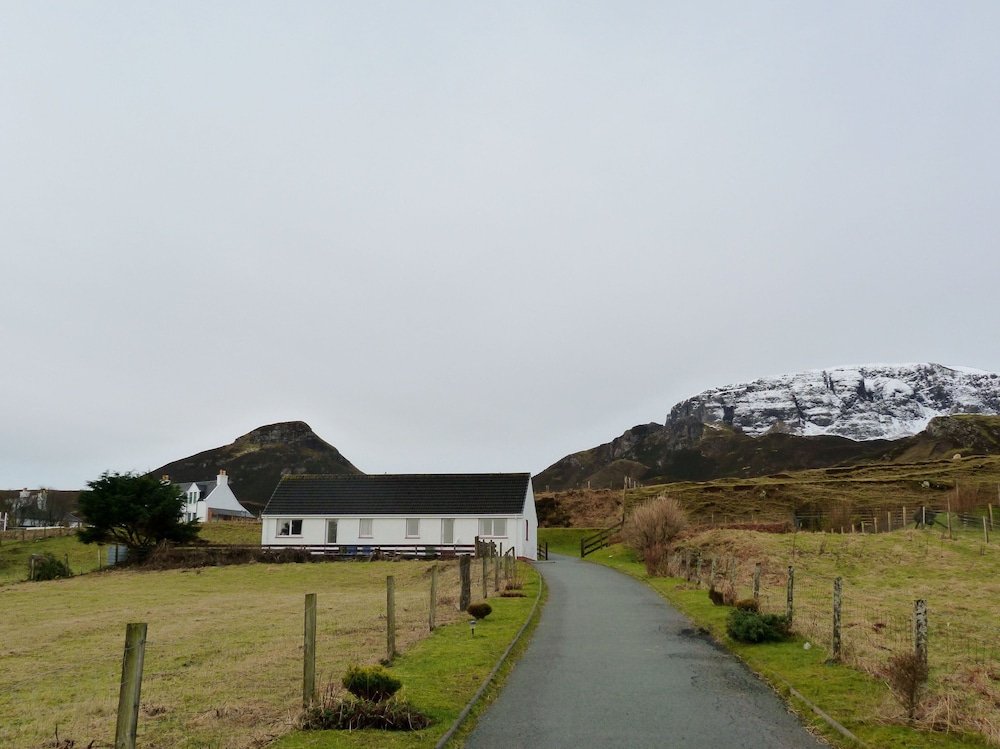 Gairloch View Holiday Cottages - 'kenmore' & 'anmara' view 2