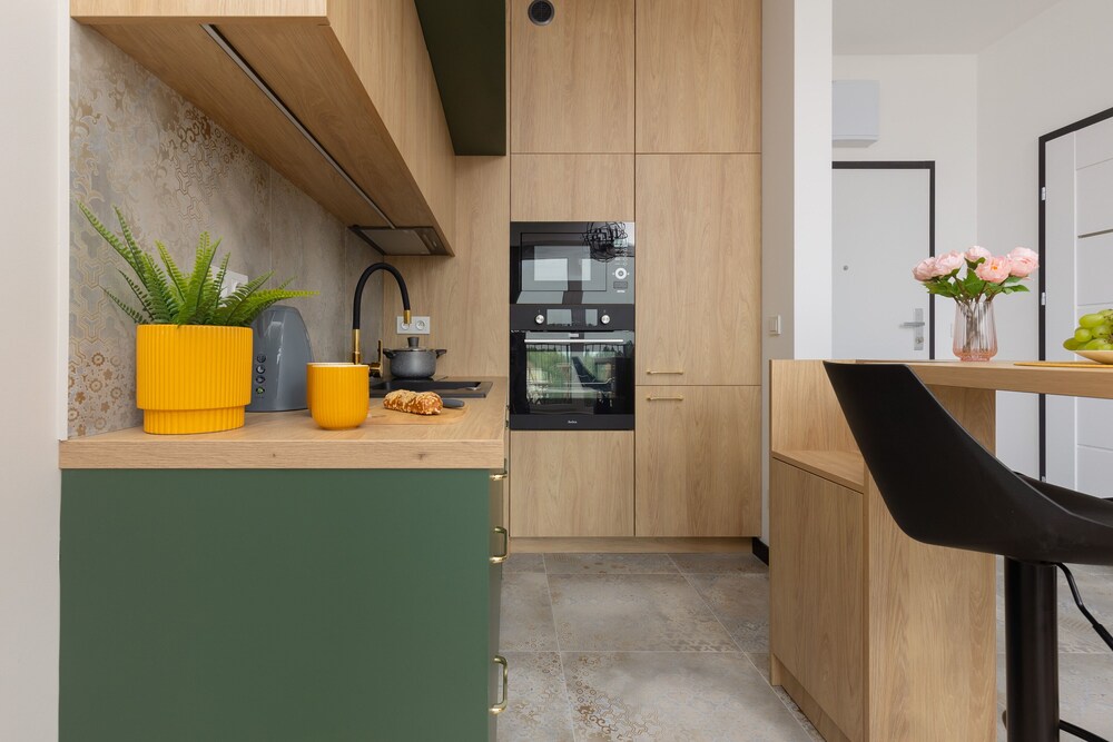 Home Factory Estate Kotsisa by Renters view 2