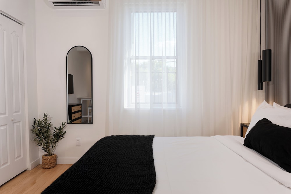 Unique Stays - 4114 St-Denis