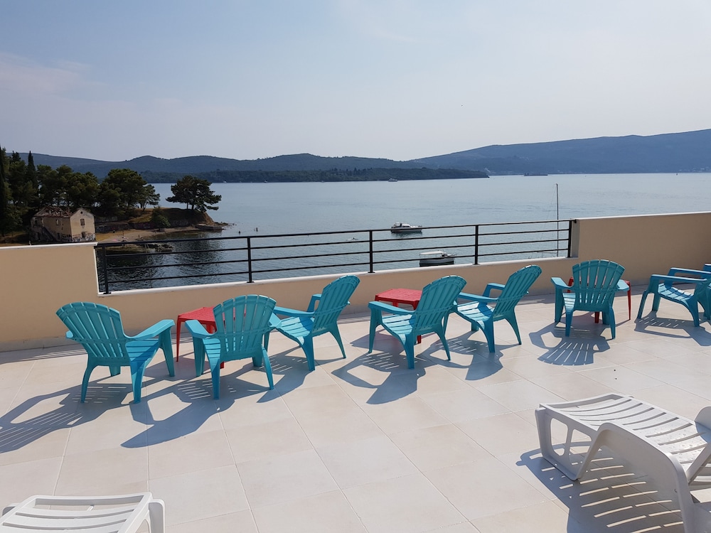 Apartments Tivat Obala view 3