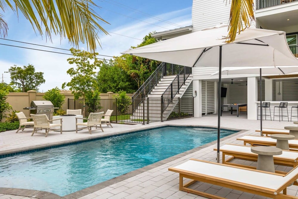 New Windrose House by Brightwild Pool view 5
