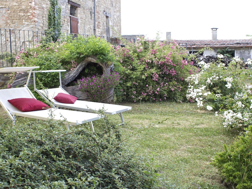 Rural Retreat in Sassoleone view 5