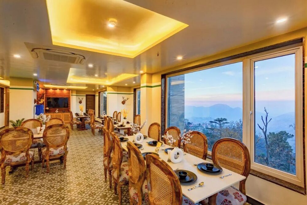 The Hosteller Shimla Valley View