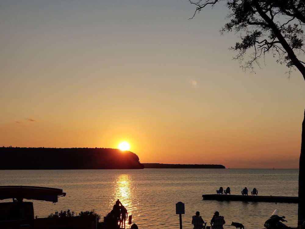 Edgewater Resort