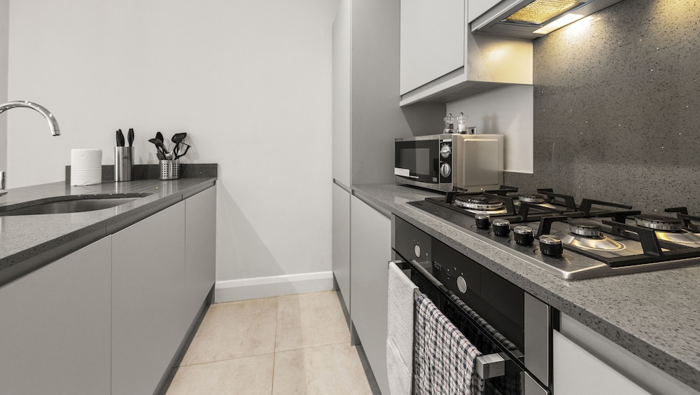Brand New Unique 2 Bedroom Apartment view 3
