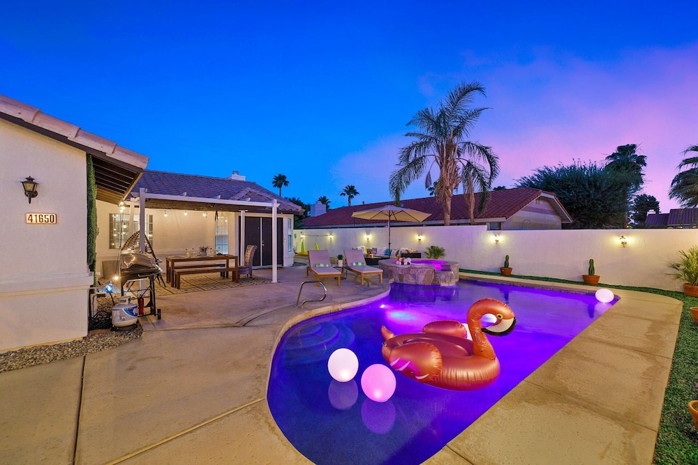 Alligator Vacation Home