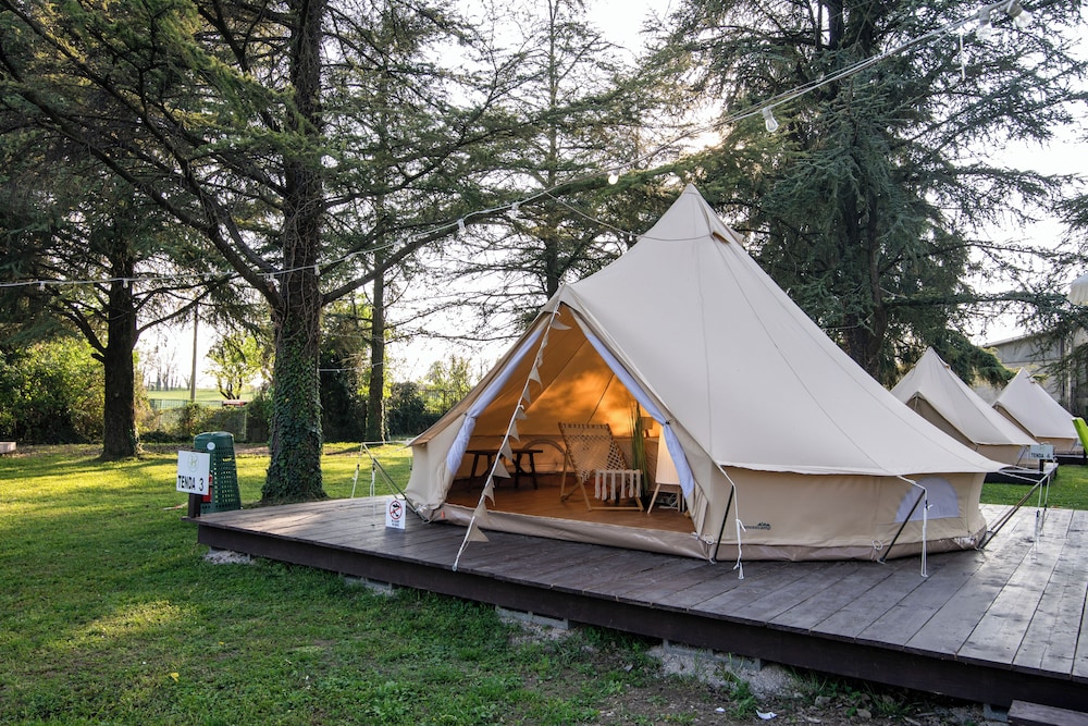 Villa Vitti's - Verona Est CAMPING